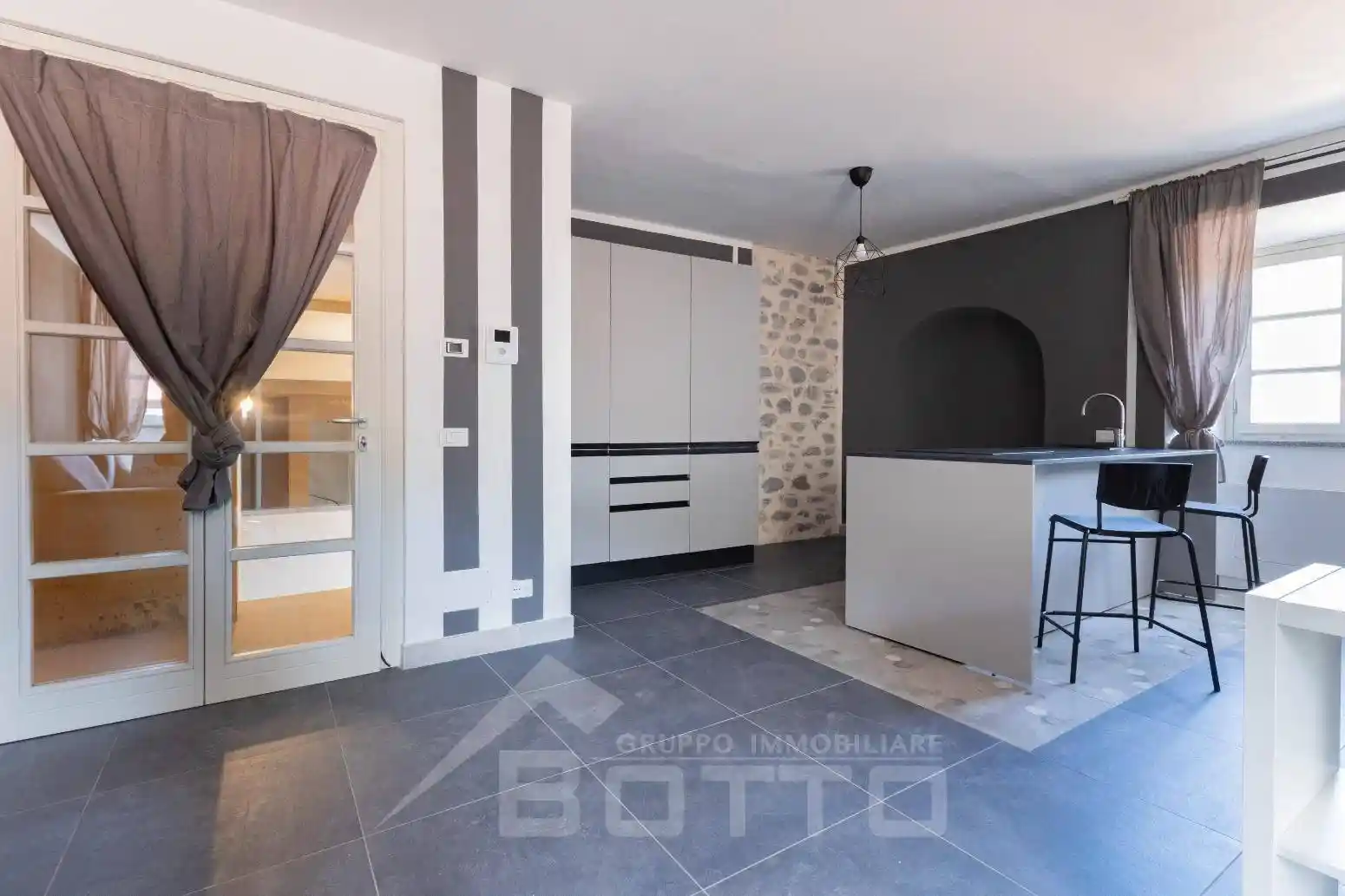 Appartamento in vendita a Cannobio