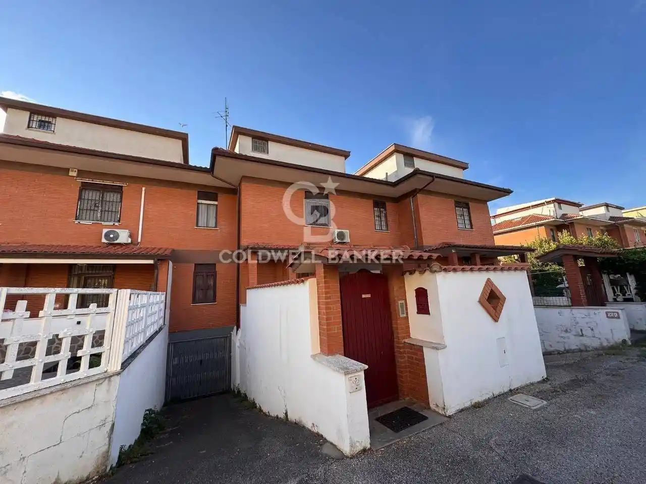 Villetta a schiera in vendita a Pomezia