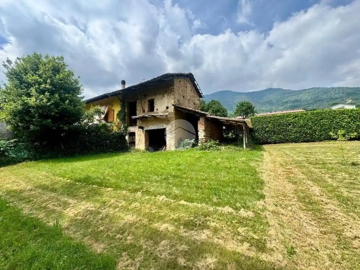 Rustico - Casale in vendita a Val della Torre