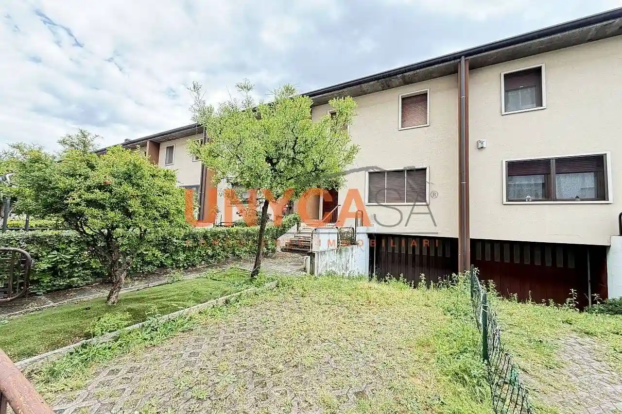 Villetta a schiera - foto 2