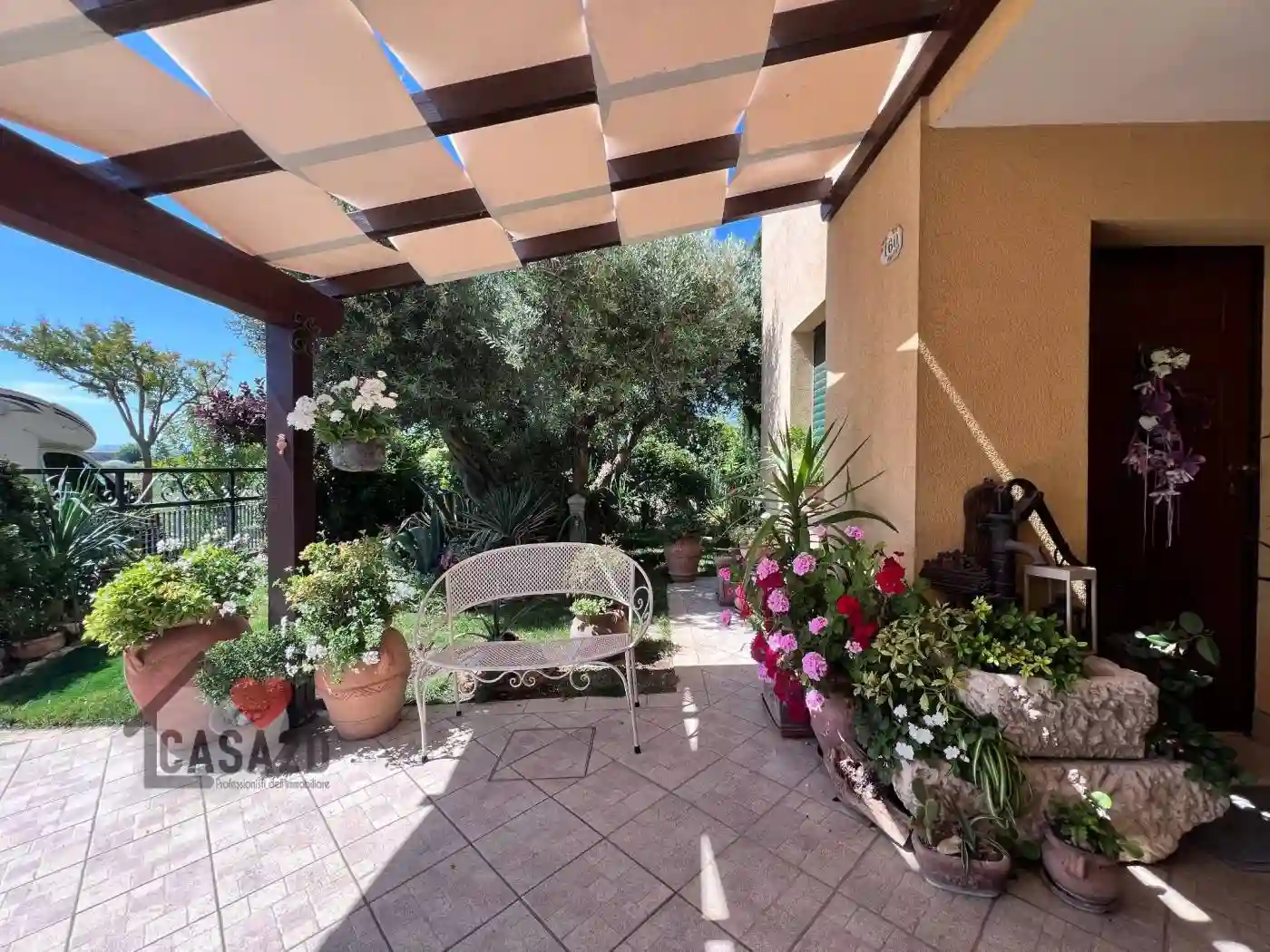 Villa - foto 2