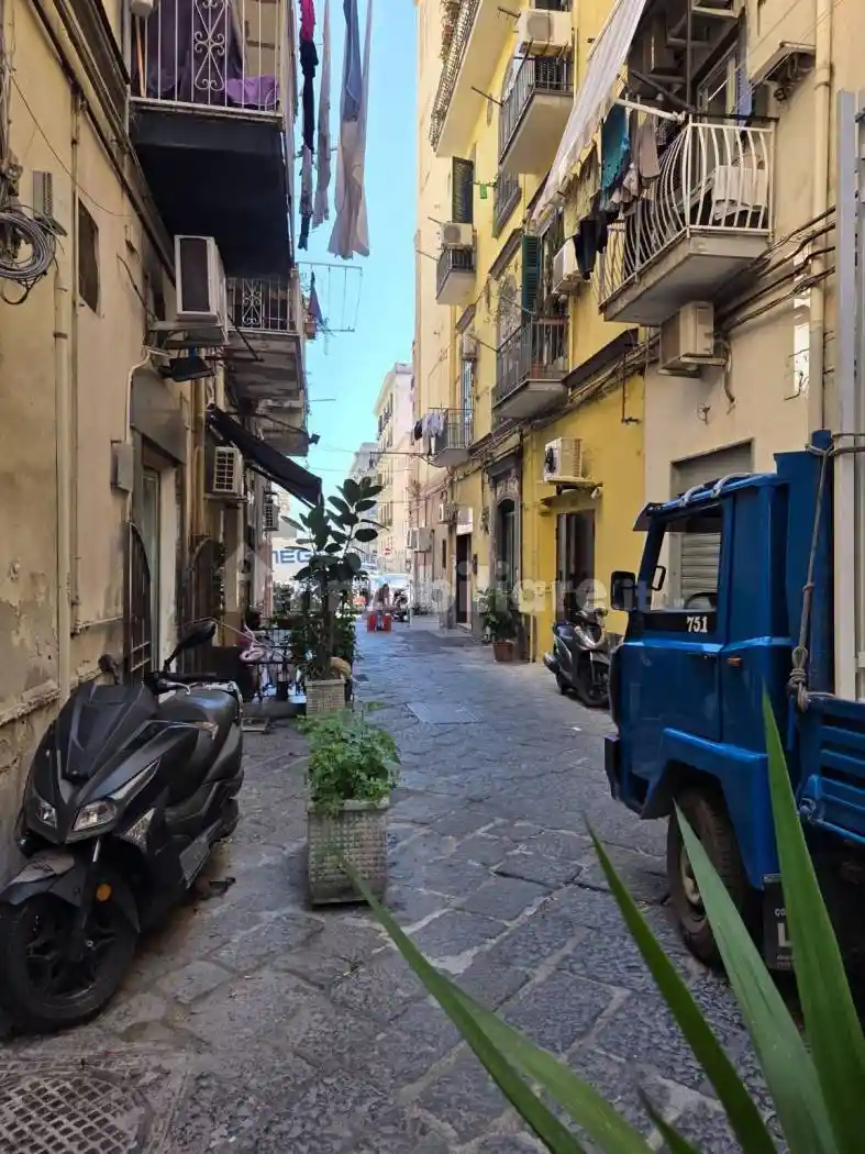 Appartamento in affitto a Napoli