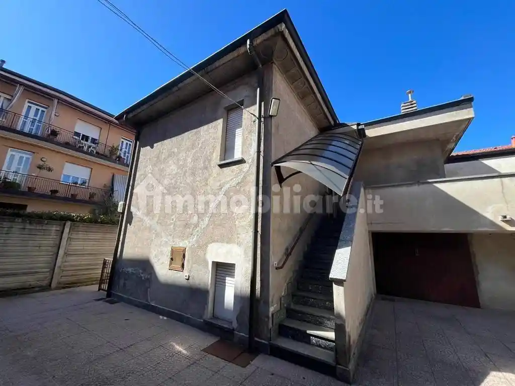Casa indipendente in vendita a Bovisio-Masciago