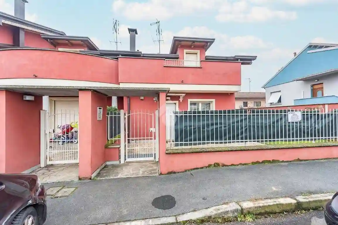 Villetta a schiera - foto 2
