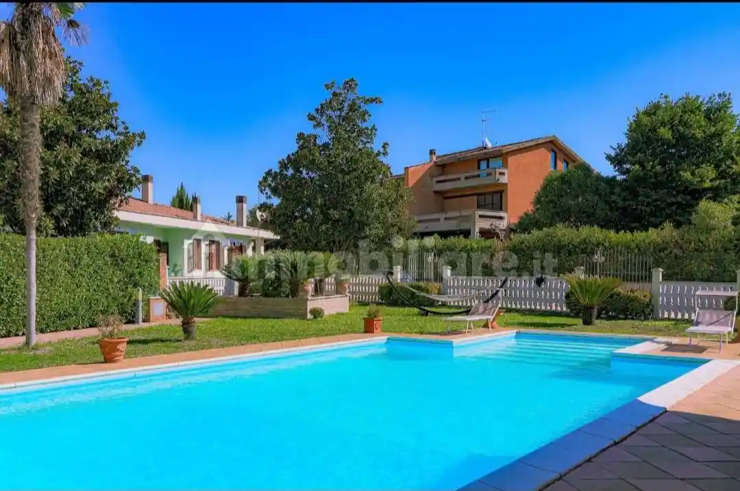 Villa in vendita a Gallese