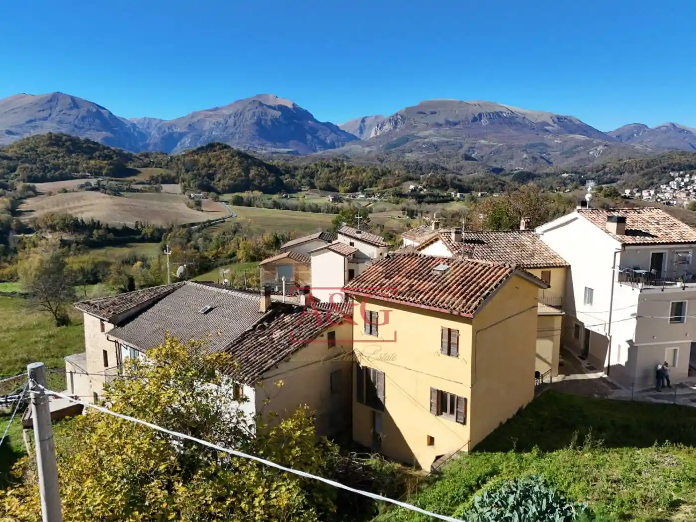 Casa indipendente in vendita a Amandola