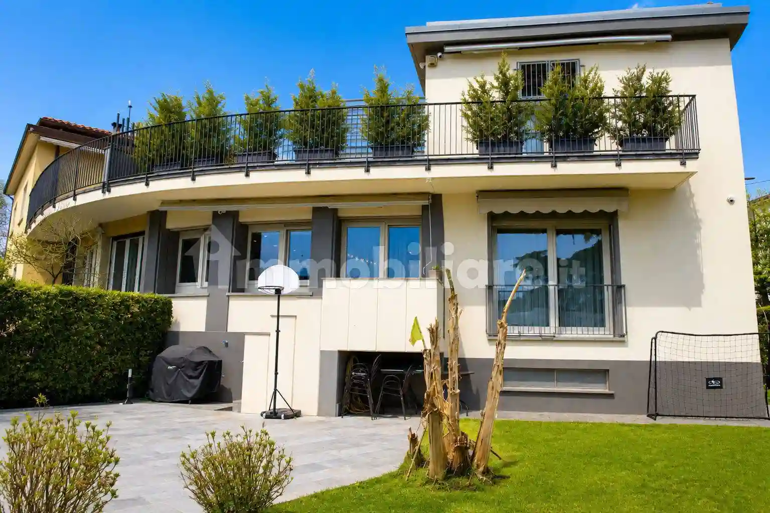 Villa - foto 2