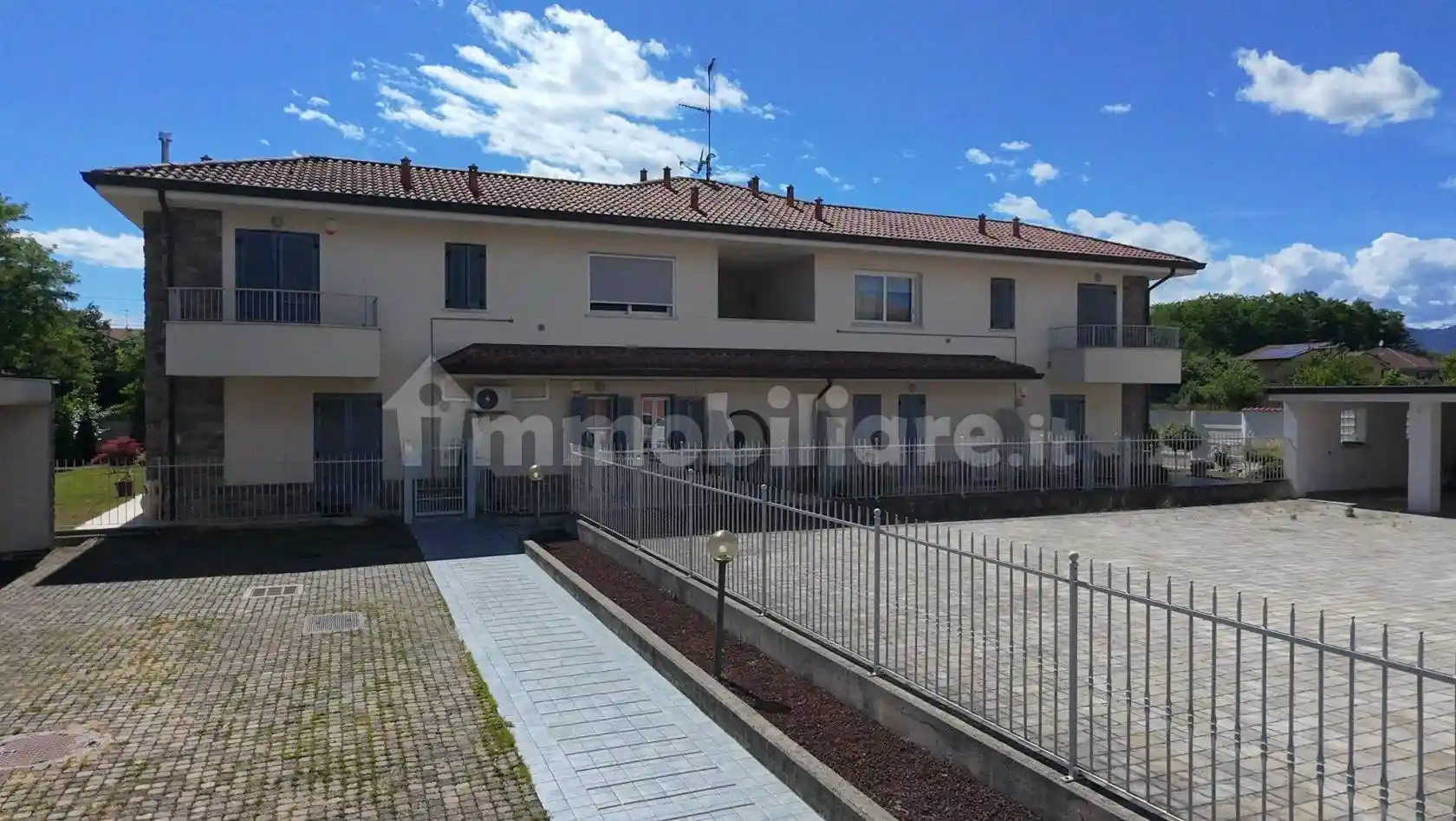 Appartamento in vendita a Borgomanero