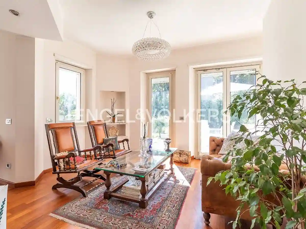 Villa - foto 2