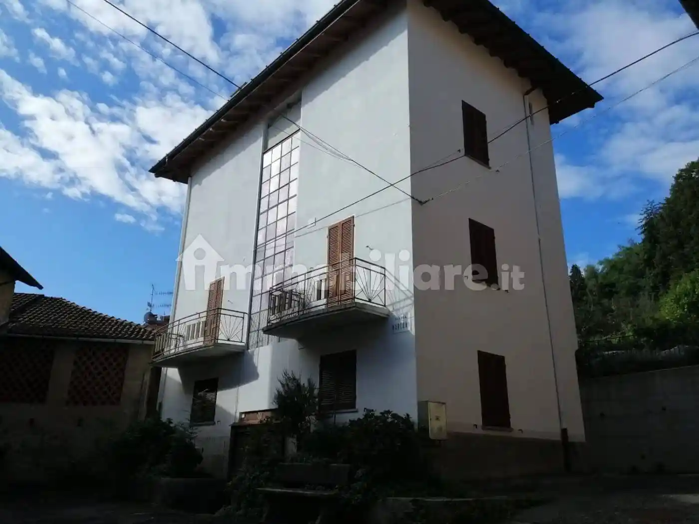 Villa in vendita a Cadegliano-Viconago