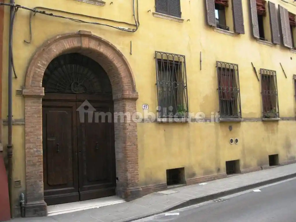 Appartamento in affitto a Ferrara