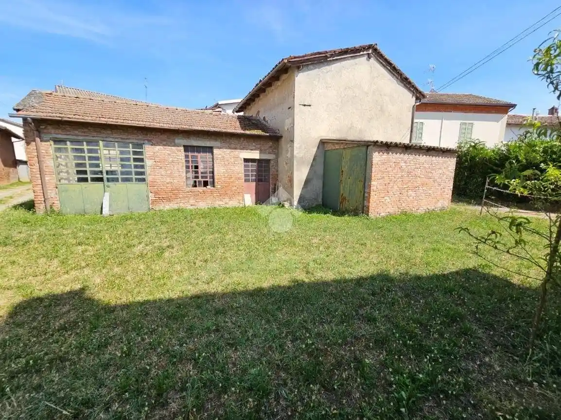 Rustico - Casale in vendita a Alessandria