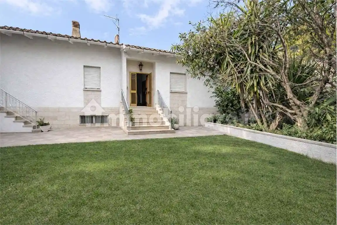 Villa in vendita a Ancona