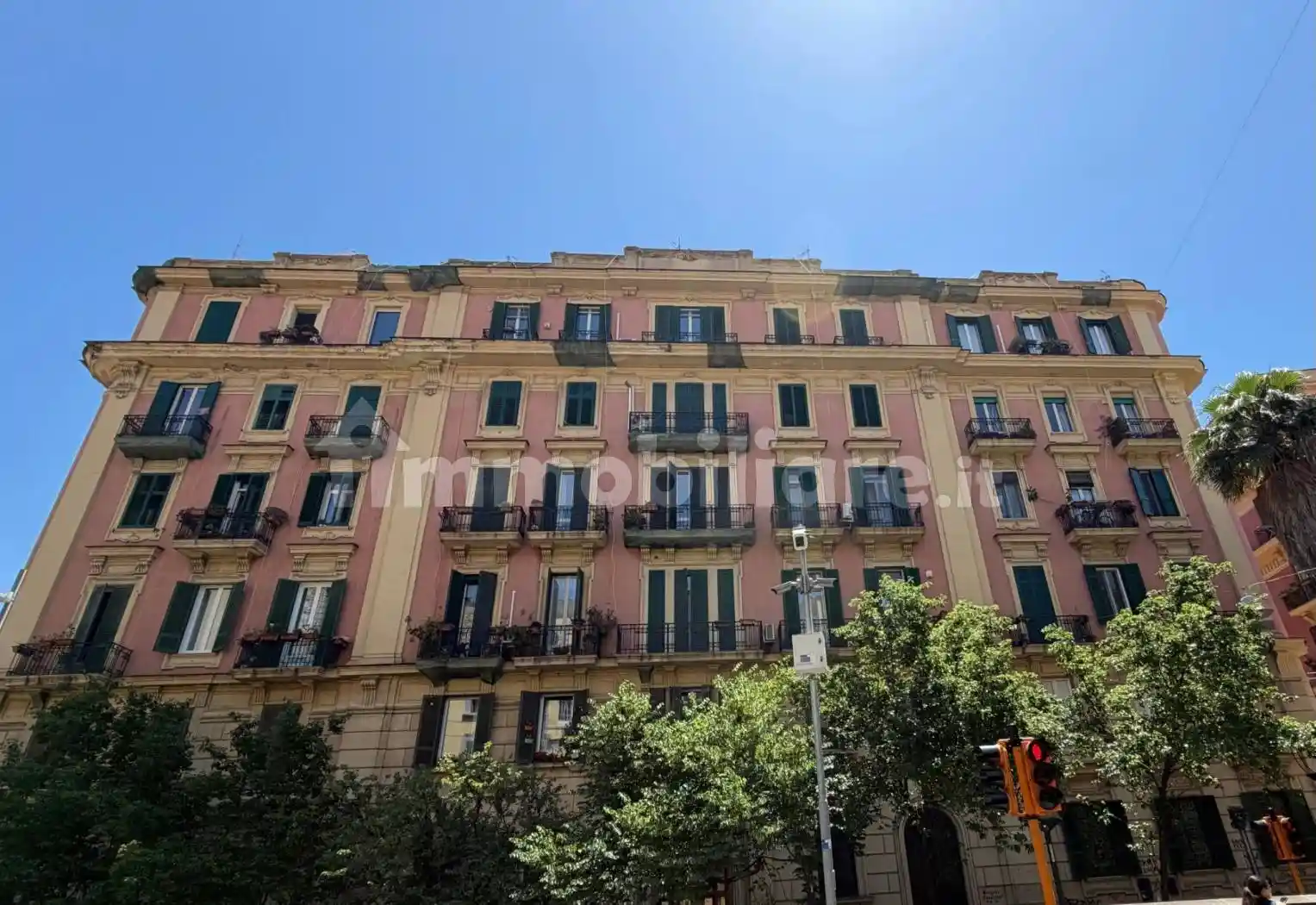 Appartamento in vendita a Napoli