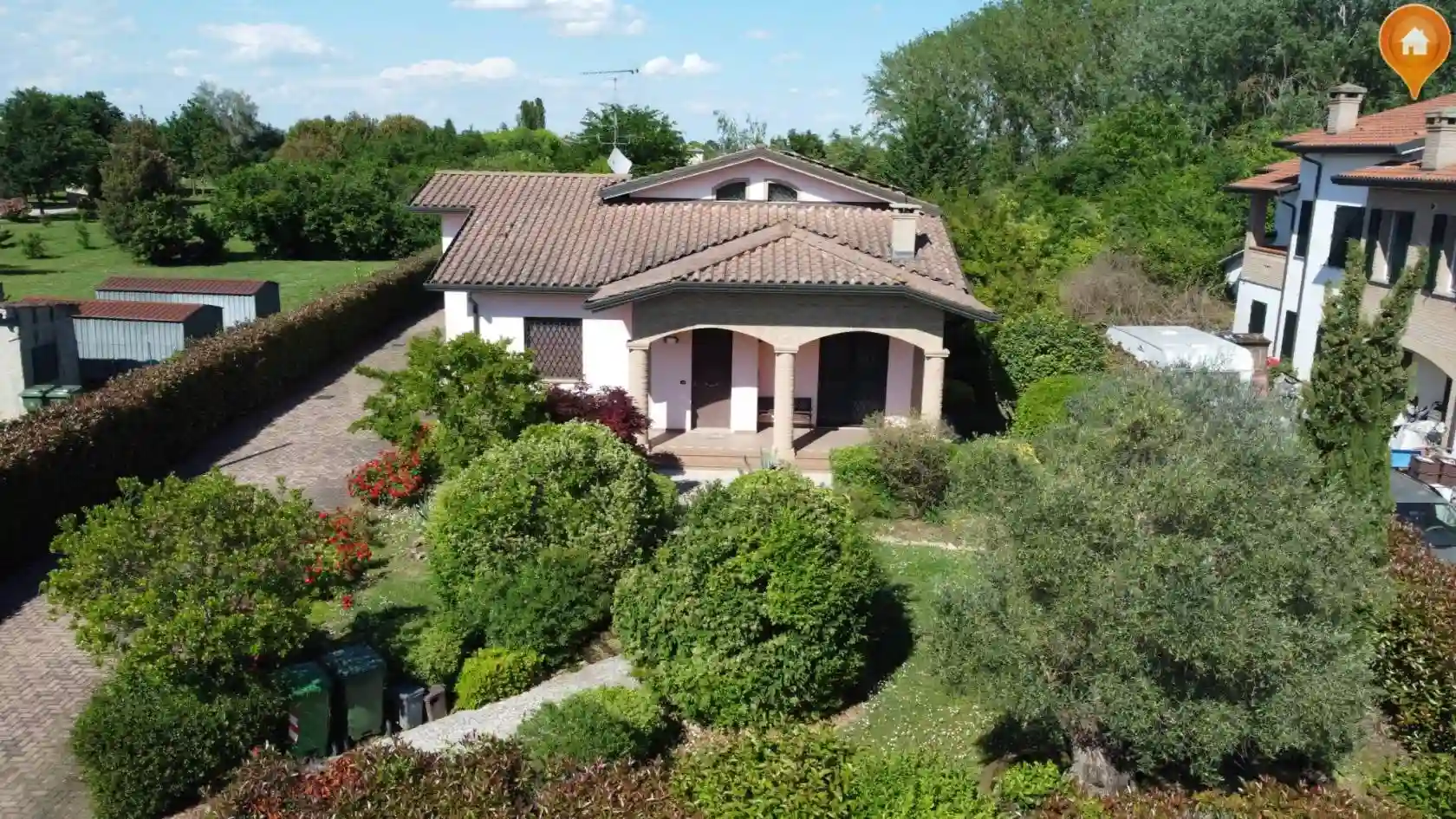 Villa - foto 2