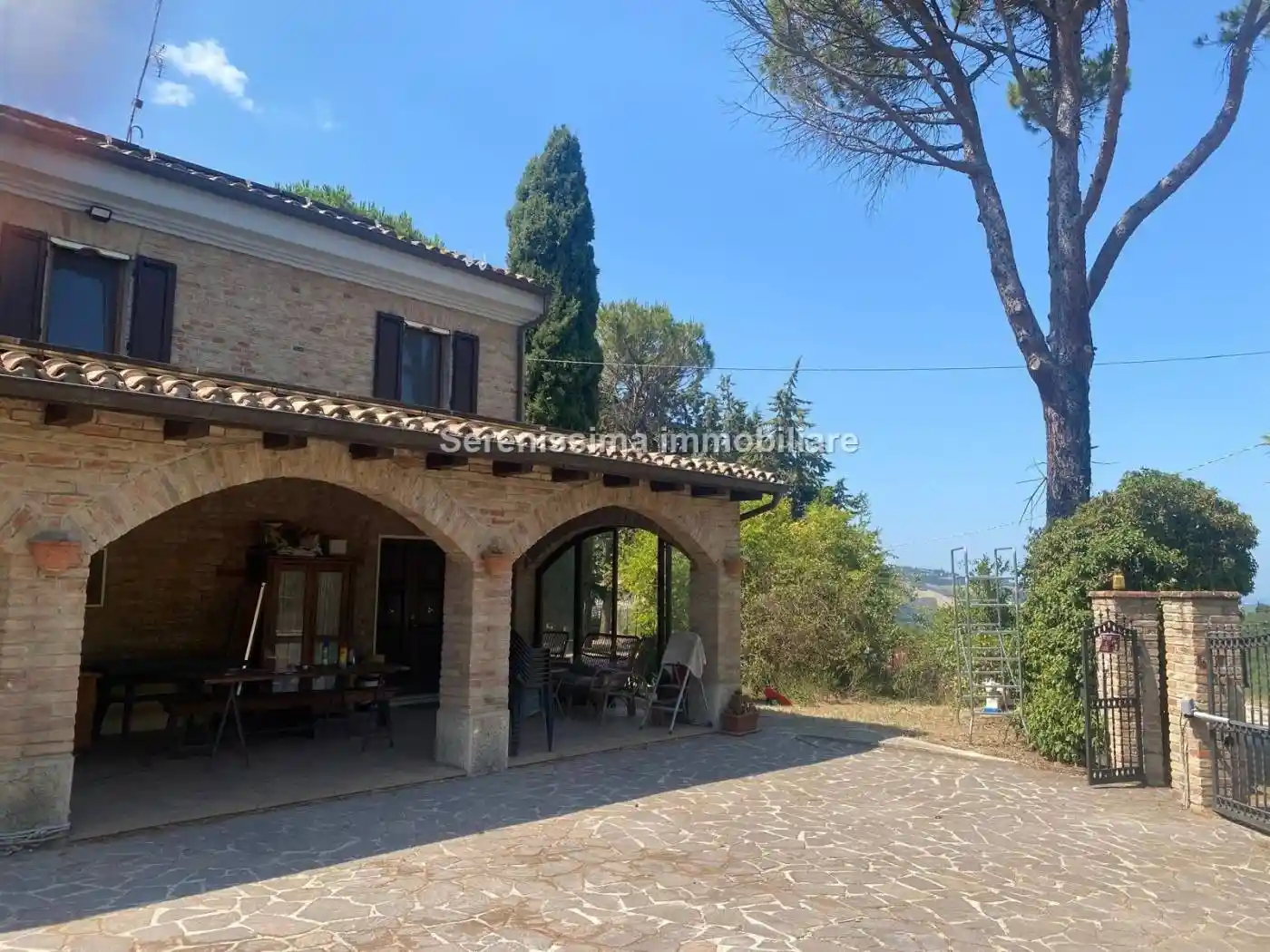 Villa in vendita a Vallefoglia
