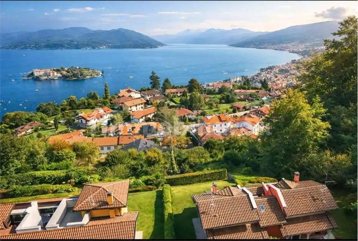 Villetta a schiera in vendita a Stresa