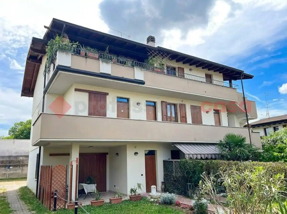 Appartamento in vendita a Desenzano del Garda