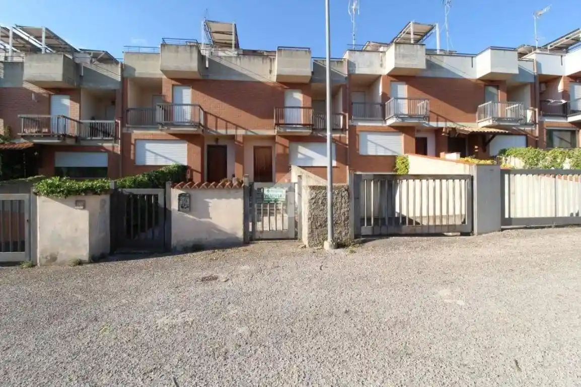 Villetta a schiera in vendita a Nerola