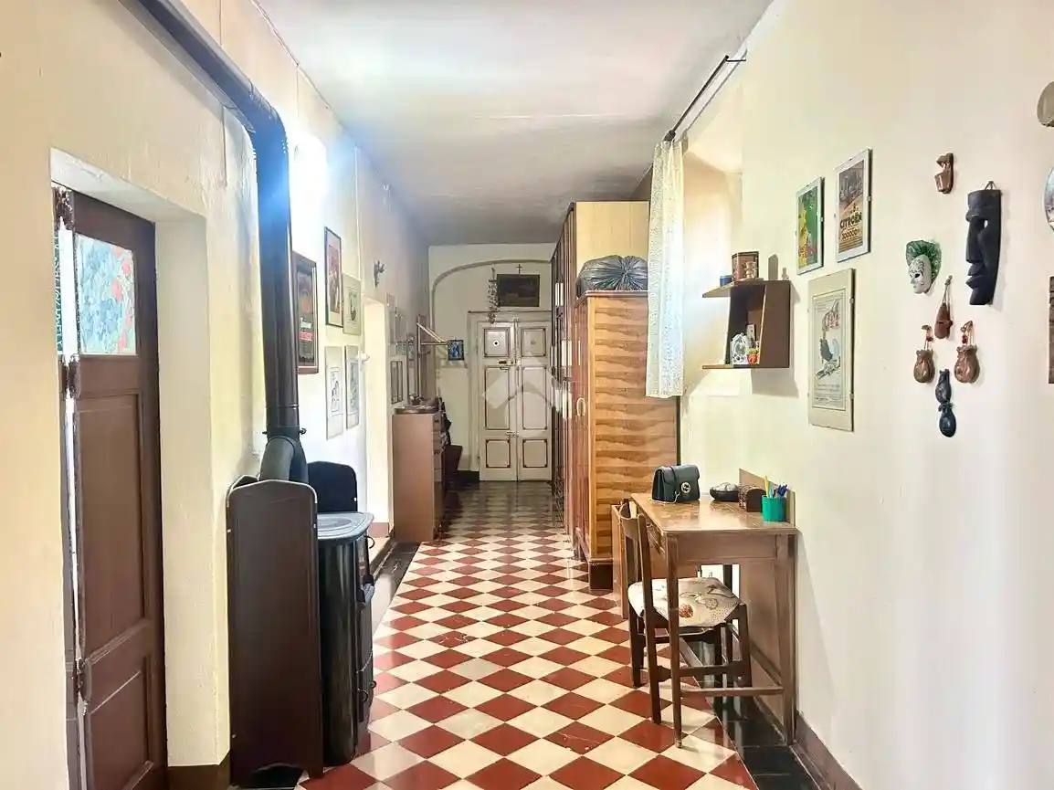 Appartamento in vendita a Domaso