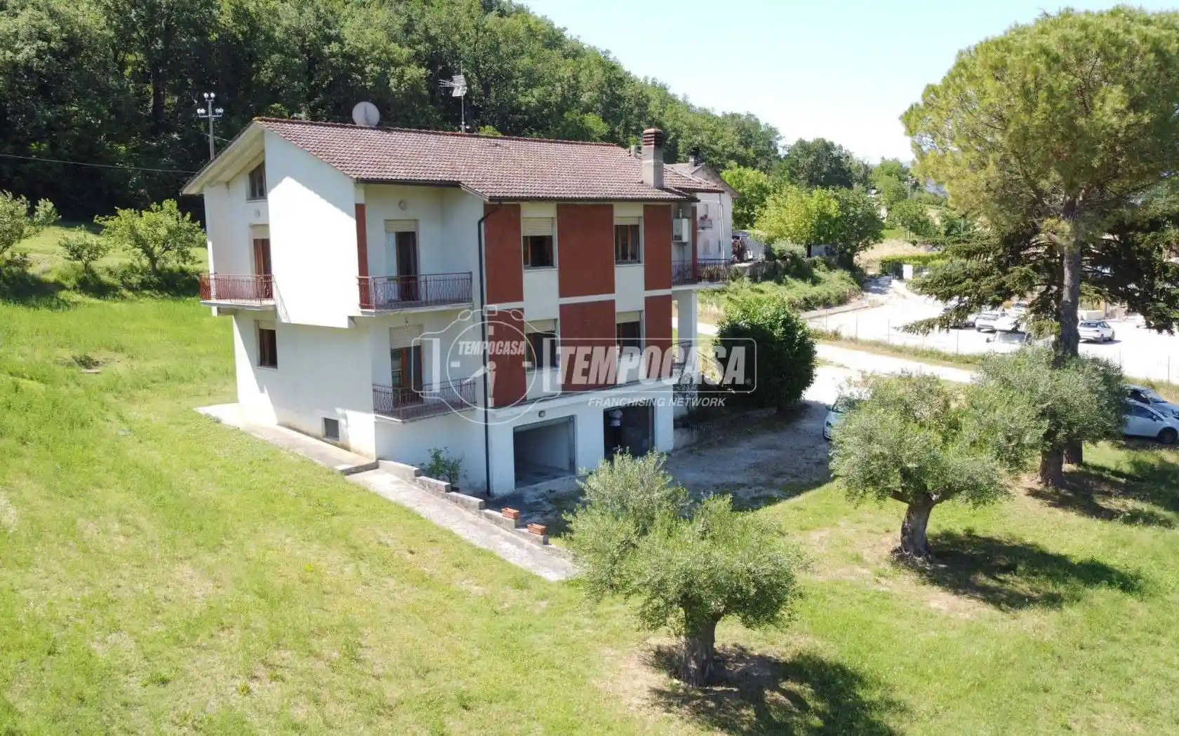 Casa indipendente in vendita a Tolentino
