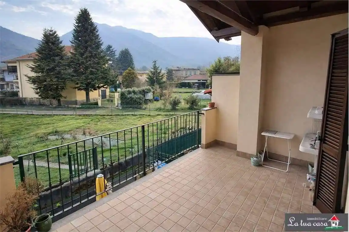 Appartamento in vendita a Val della Torre