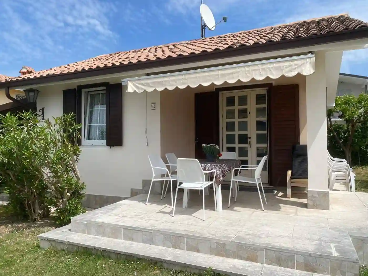 Villa - foto 2