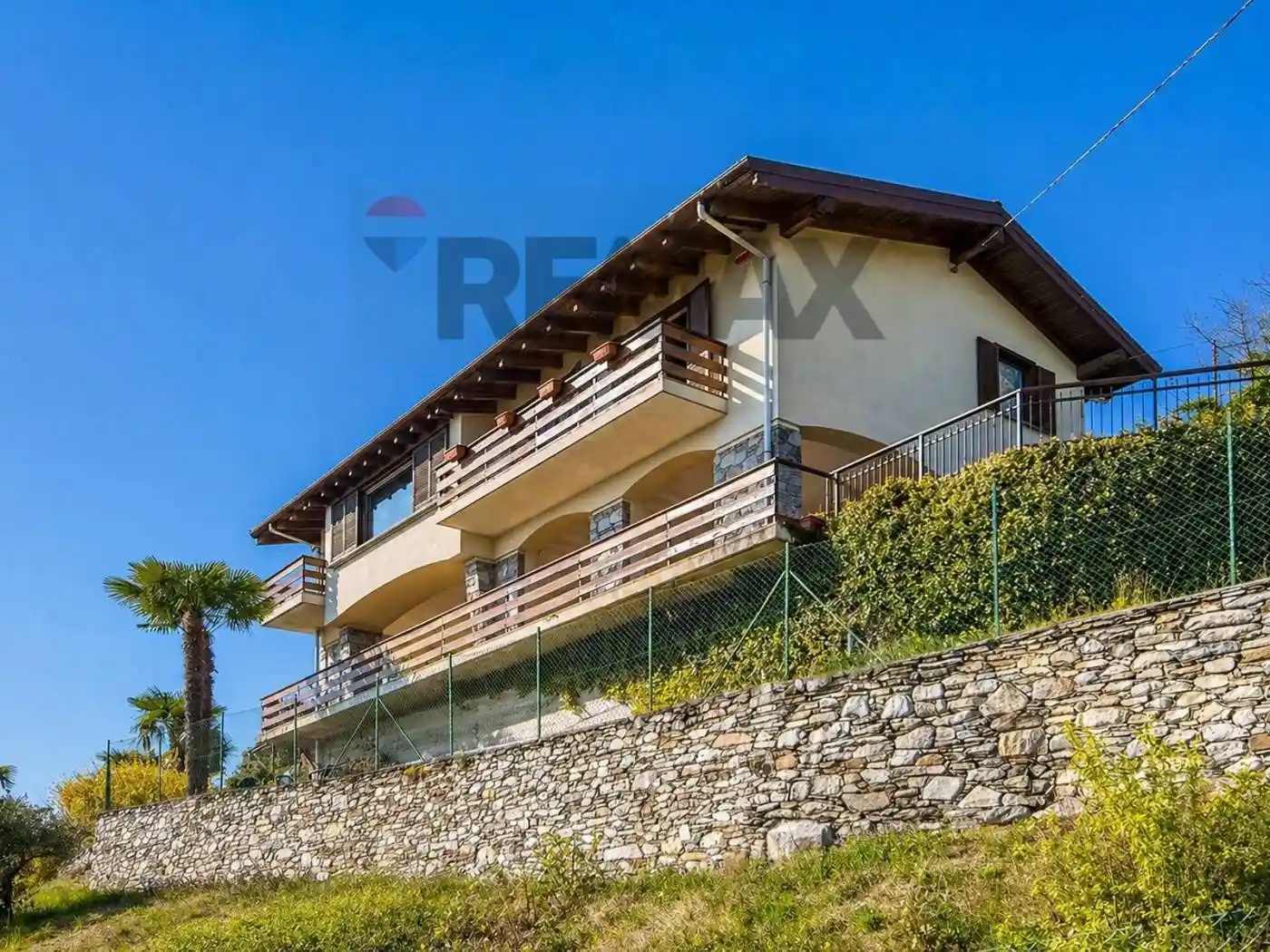Casa indipendente in vendita a Ghiffa