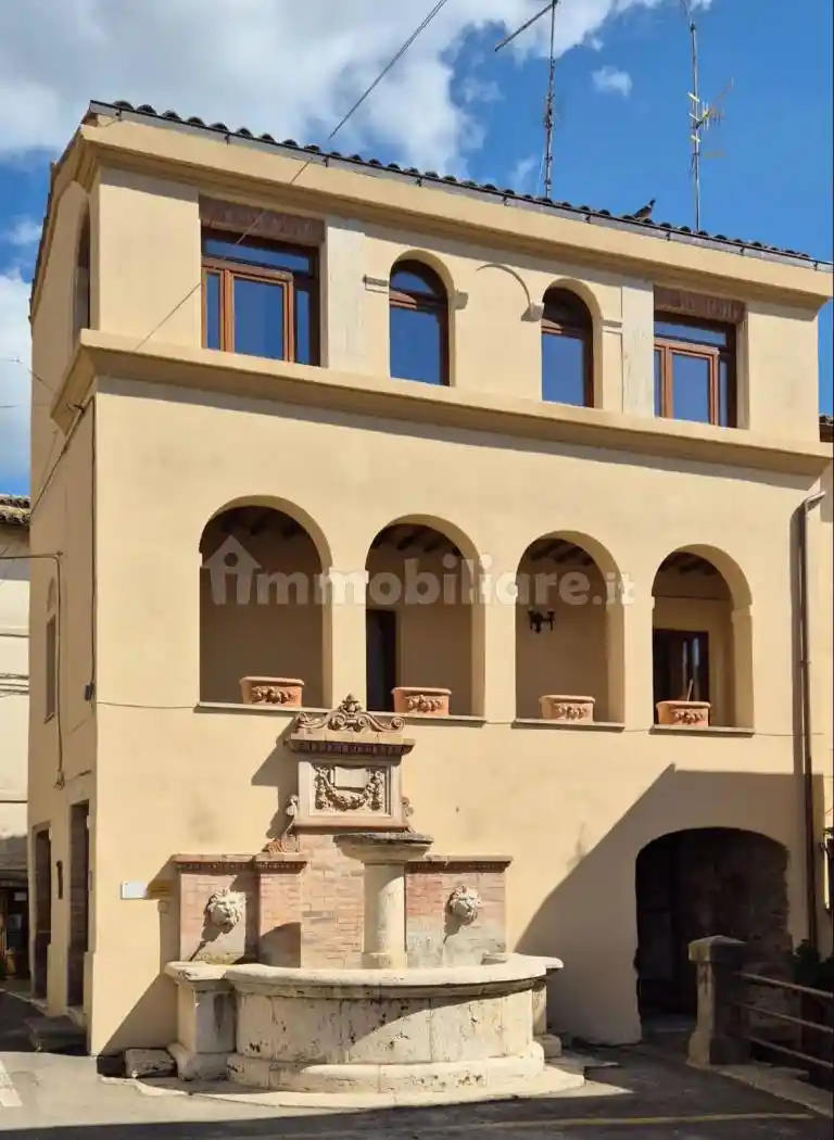 Casa indipendente in vendita a Montecchio