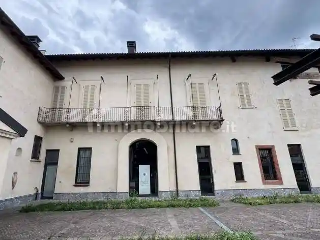 Appartamento in vendita a Locate di Triulzi