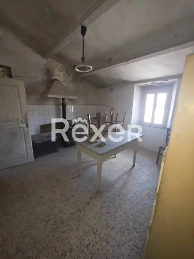 Casa indipendente in vendita a Scansano