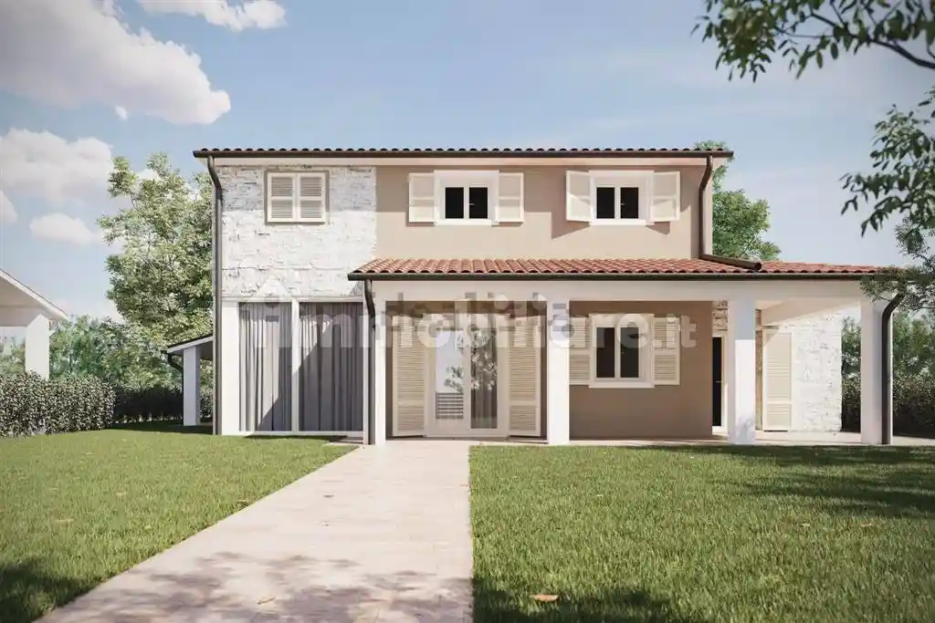 Villa in vendita a Cecina