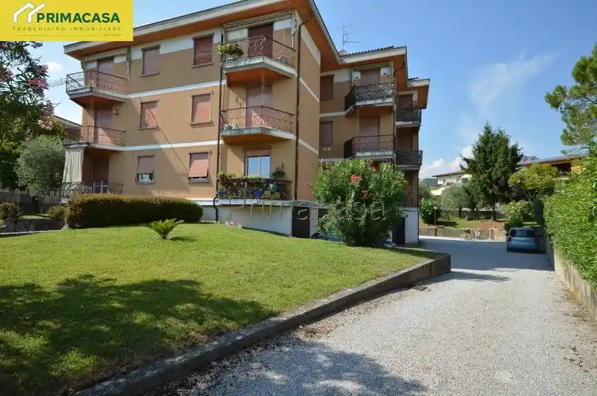Appartamento in vendita a Toscolano-Maderno