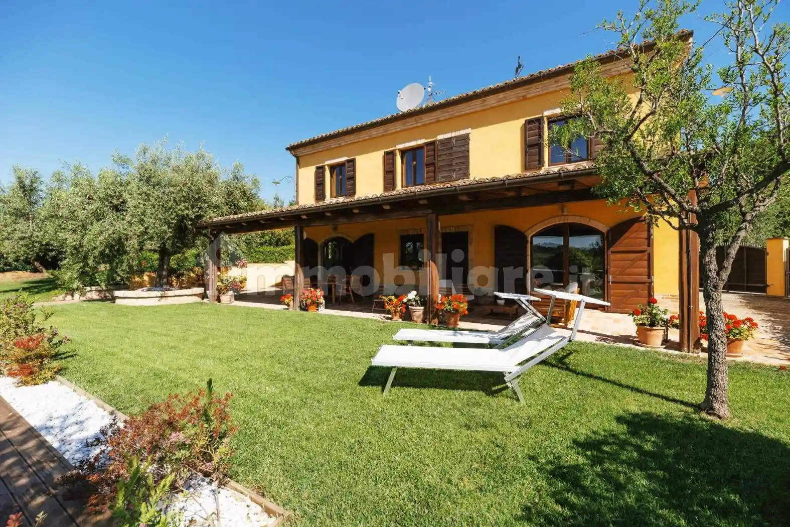 Rustico - Casale in vendita a Osimo