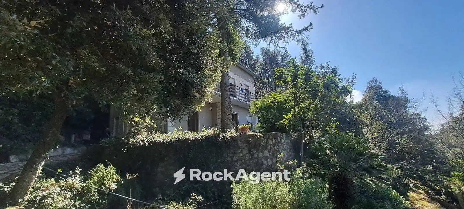 Villa in vendita a Poggio Catino