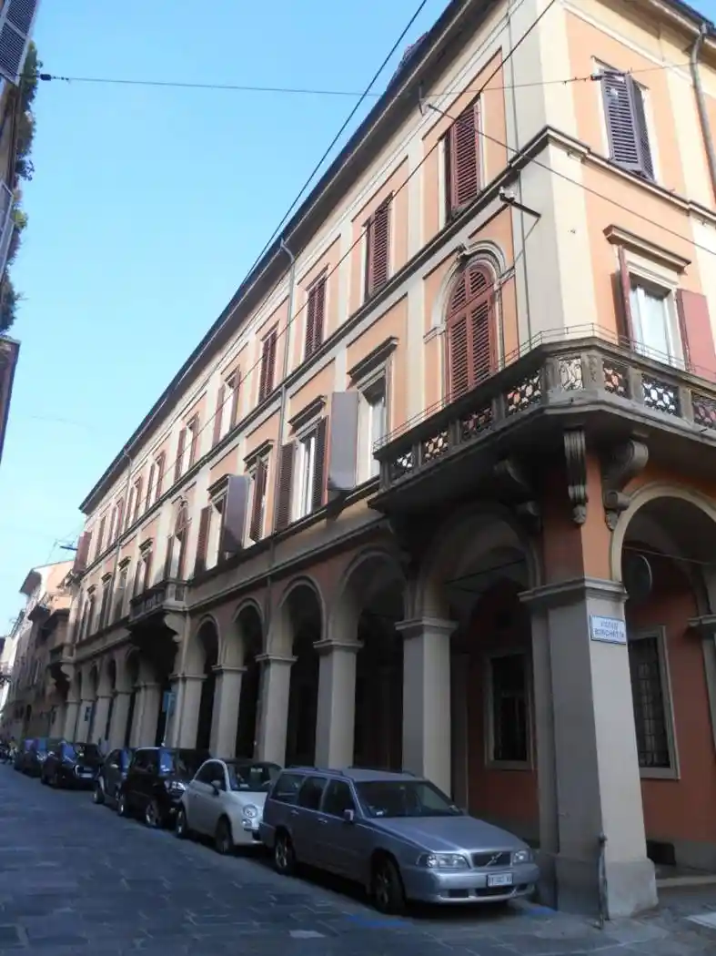 Appartamento in affitto a Bologna