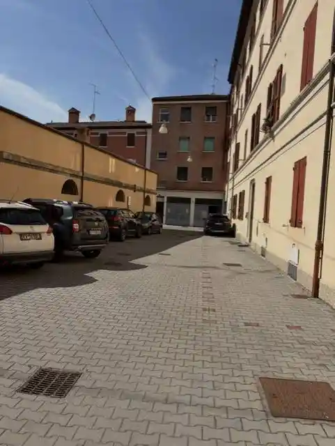 Appartamento in vendita a Bologna