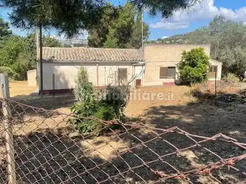 Villa in vendita a Caltanissetta