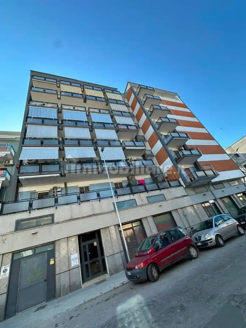 Appartamento in affitto a Taranto