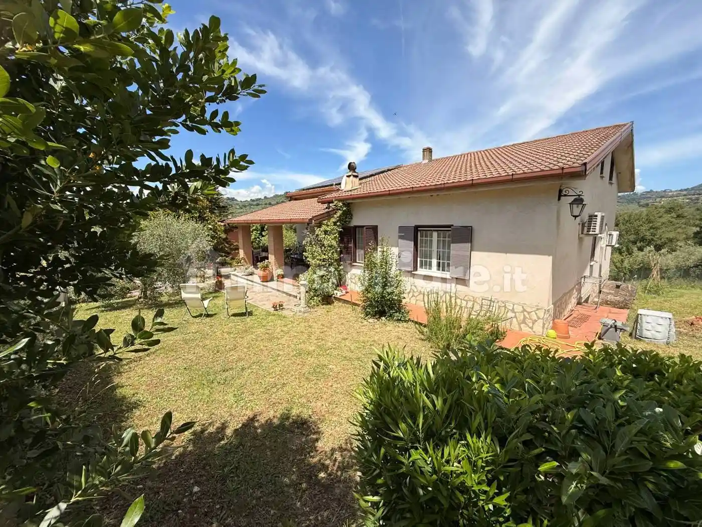 Villa in vendita a Castelnuovo di Farfa