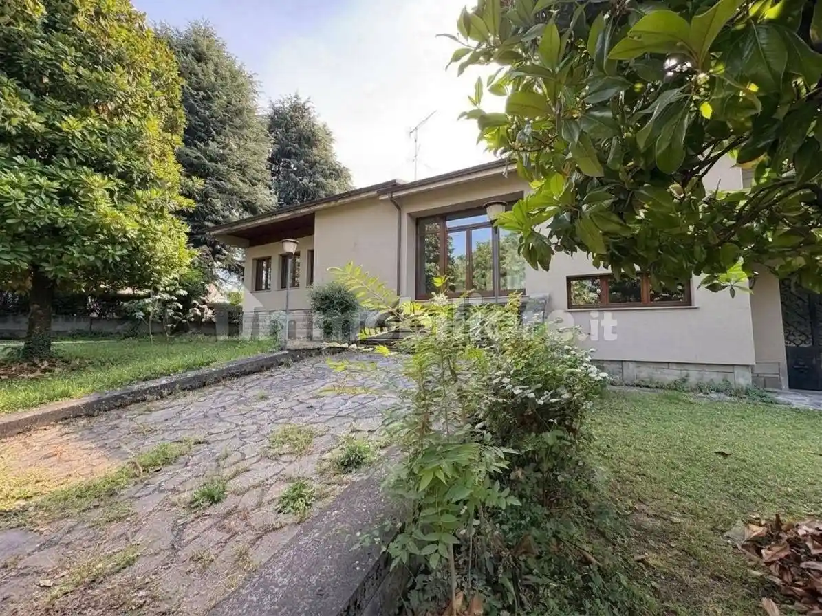 Villa in vendita a Sassuolo
