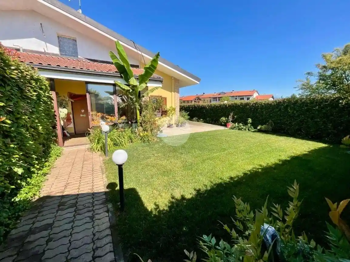 Villetta a schiera in vendita a Leinì