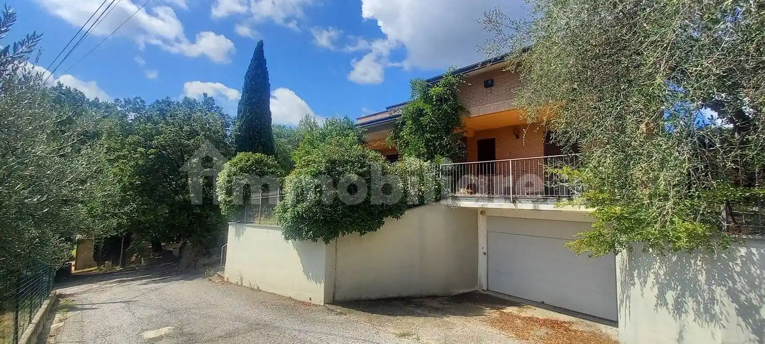 Villa in vendita a Perugia