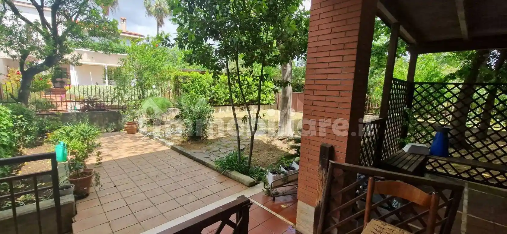 Villa in asta a Latina