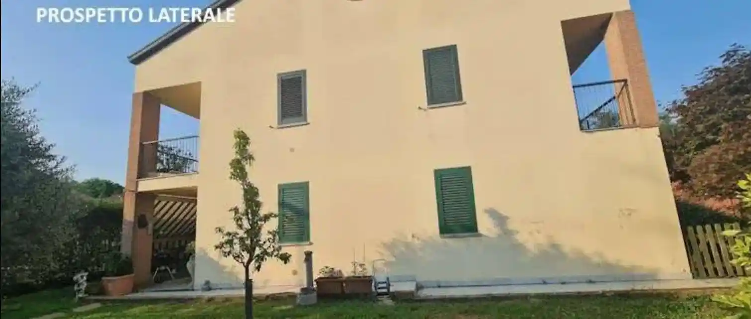 Appartamento in vendita a Lesmo