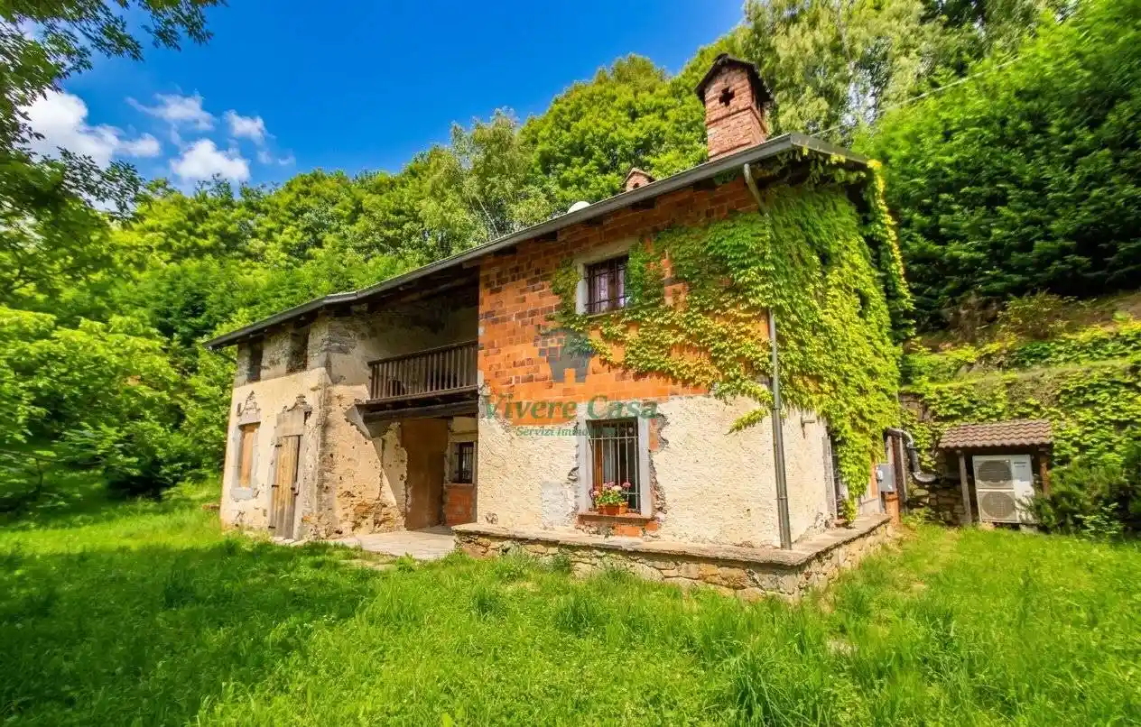 Casa indipendente in vendita a Donato