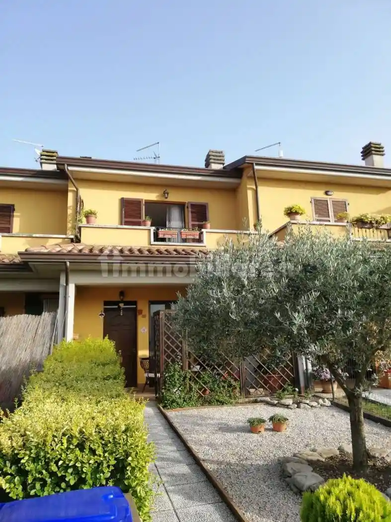 Villetta a schiera in affitto a Fratta Todina