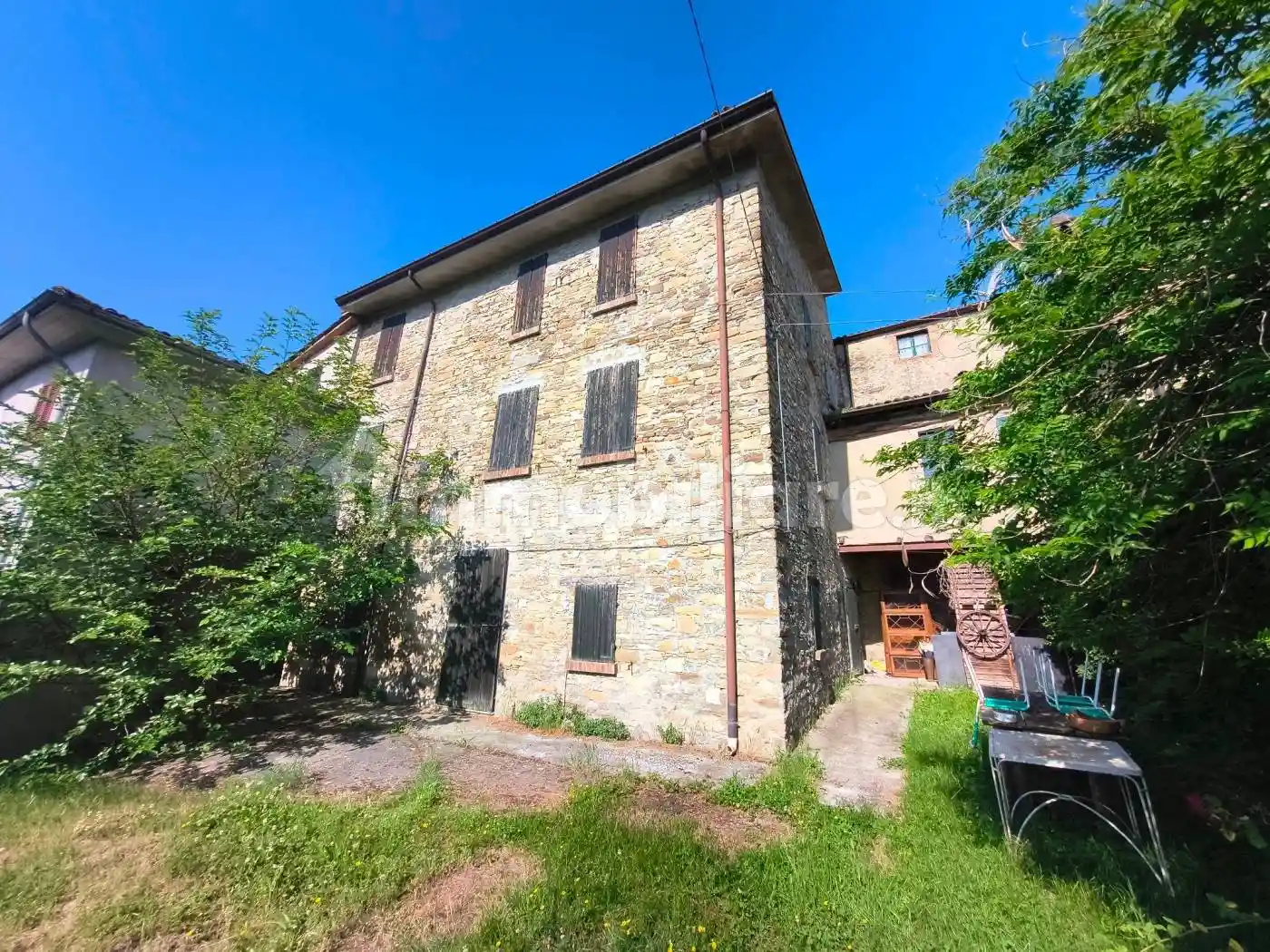 Rustico - Casale in vendita a Gropparello