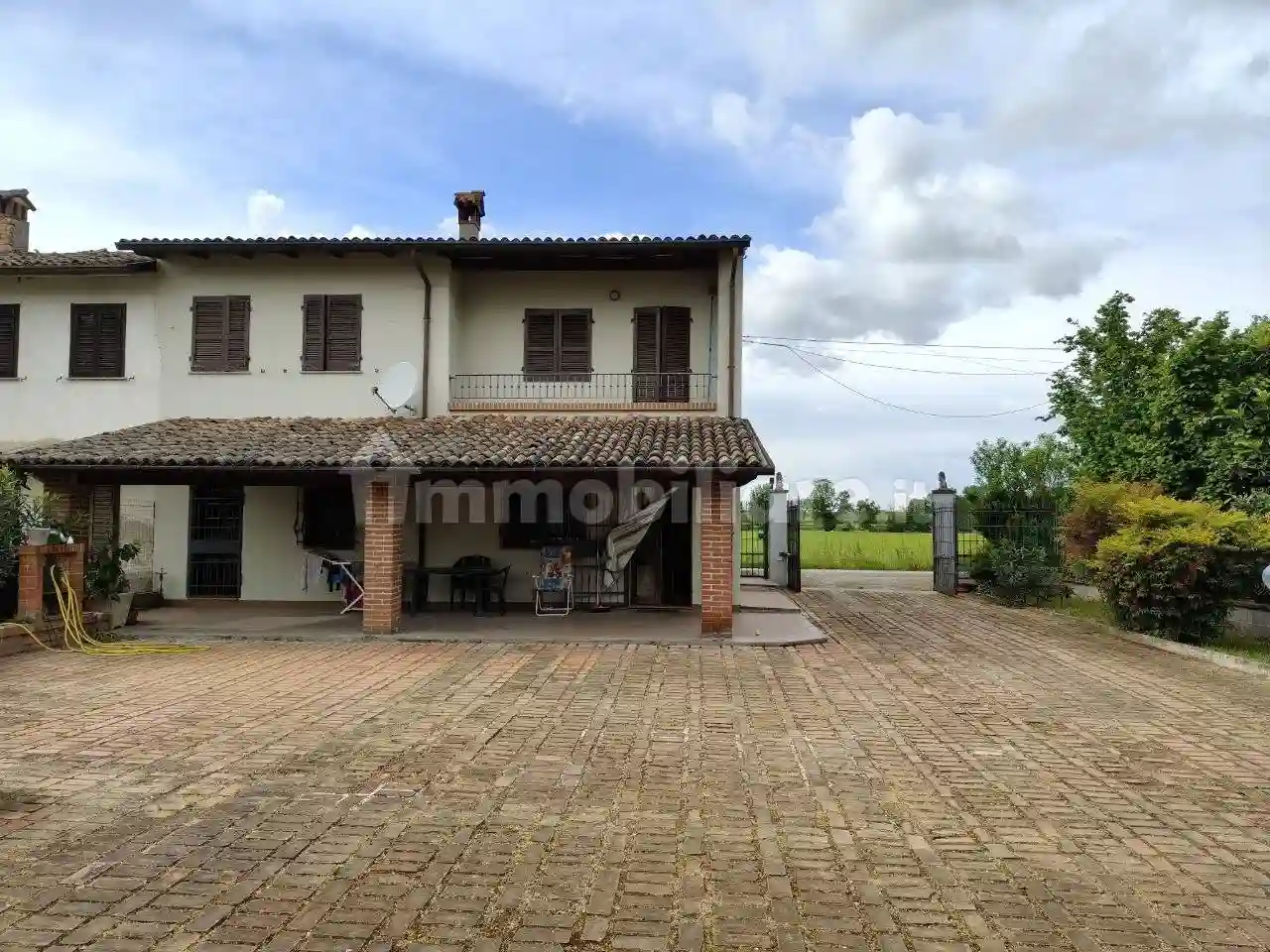 Villa - foto 2