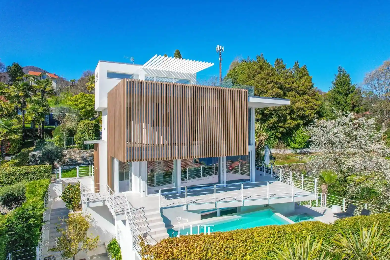 Villa in vendita a Verbania